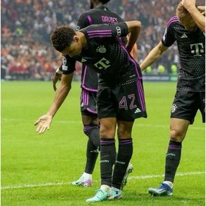 Meet your Posher, Julian